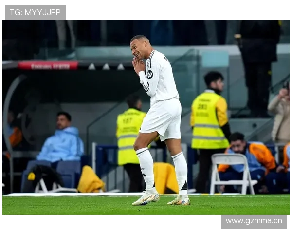 姆巴佩世界波破门,近期状态持续提升 姆巴佩世界波破门,近期状态持续提升